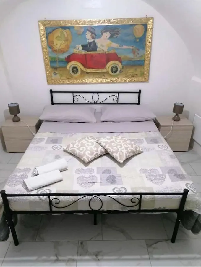 Mory&Clary Cave Palese Airport Bed & Breakfast Bari